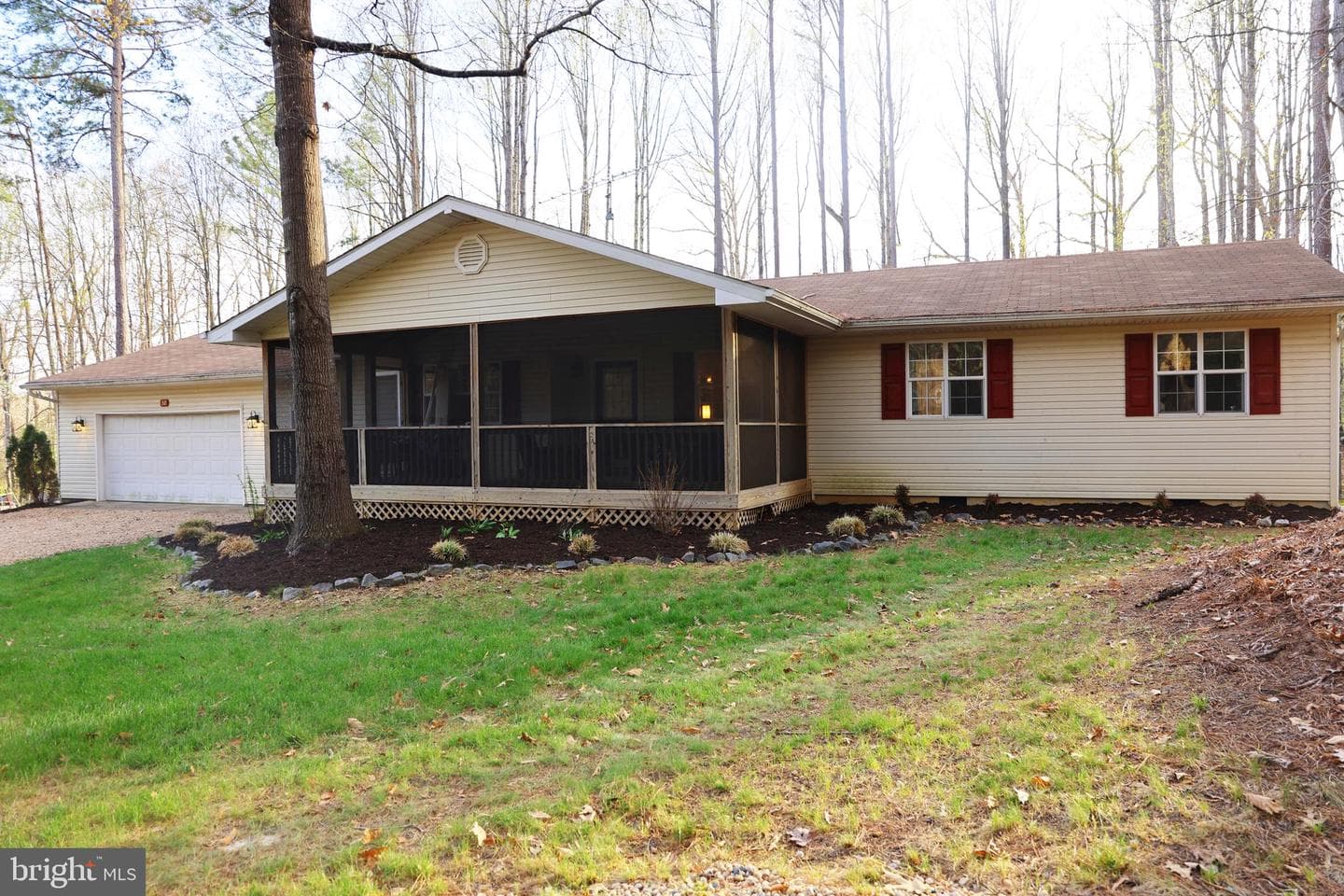 32 Miltons Lane, Louisa