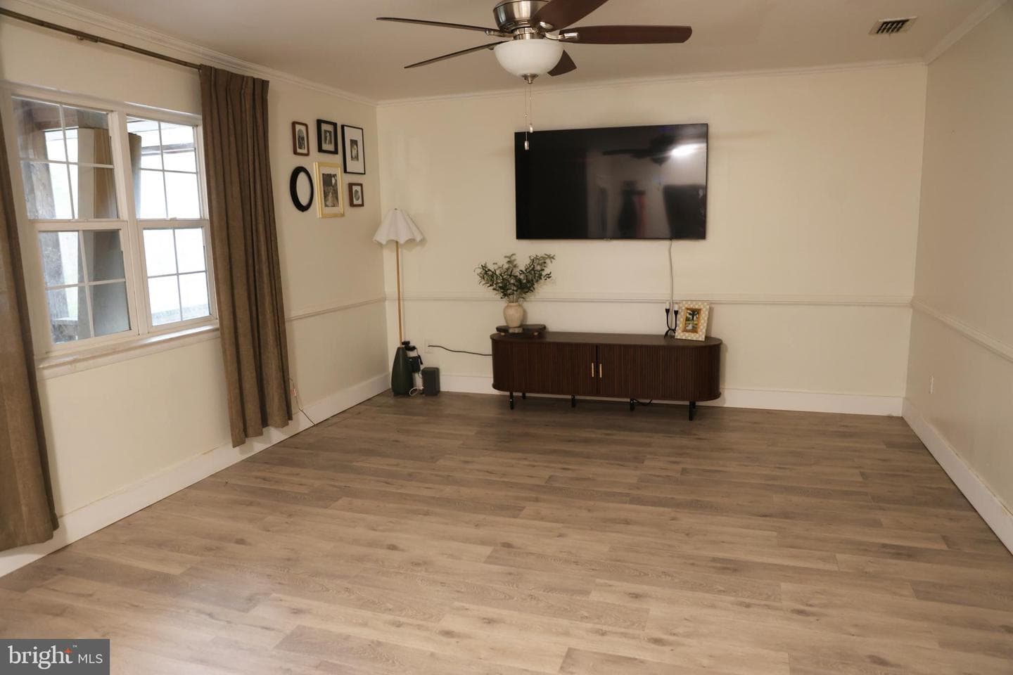 32 Miltons Lane photo 9