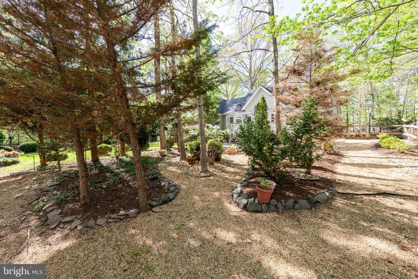 724 Mitchell Point Road photo 39
