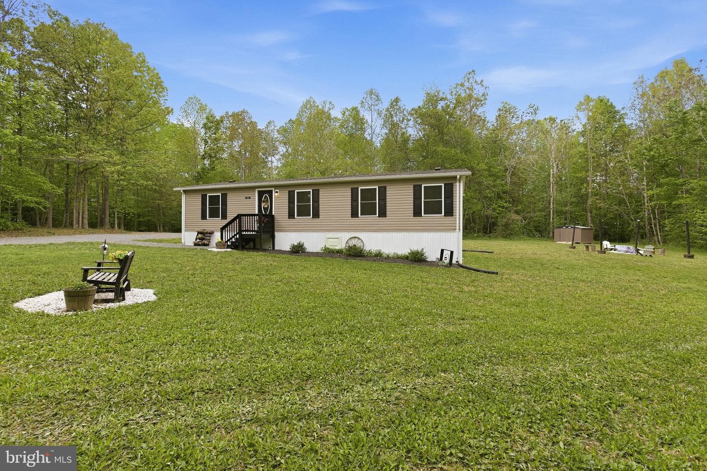 135 Heavenly Dove Drive photo 11