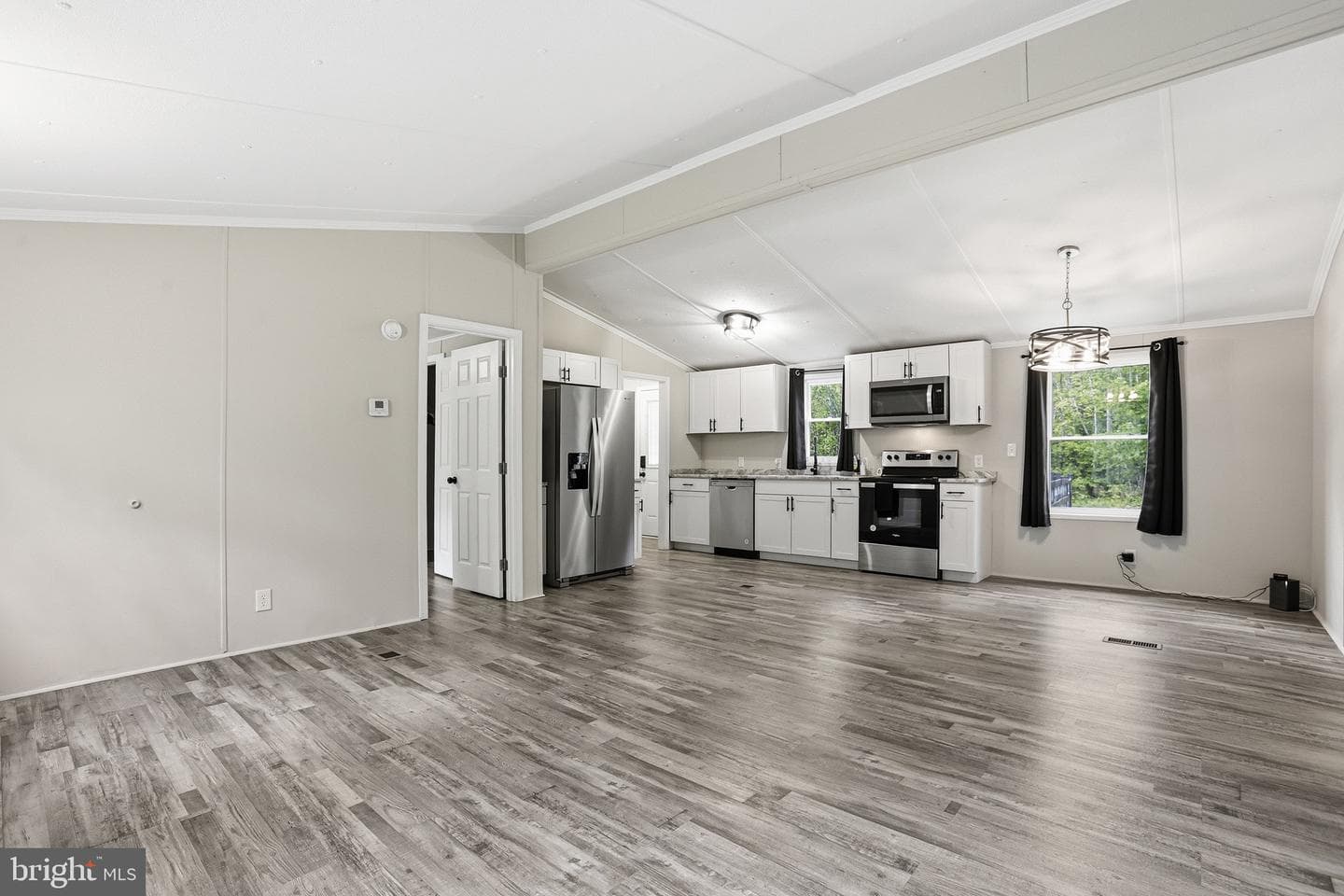 135 Heavenly Dove Drive photo 15