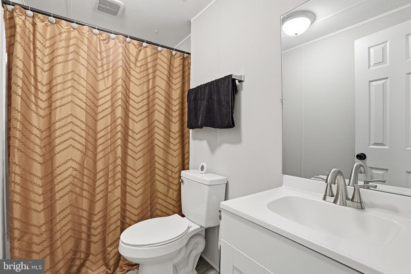 135 Heavenly Dove Drive photo 17