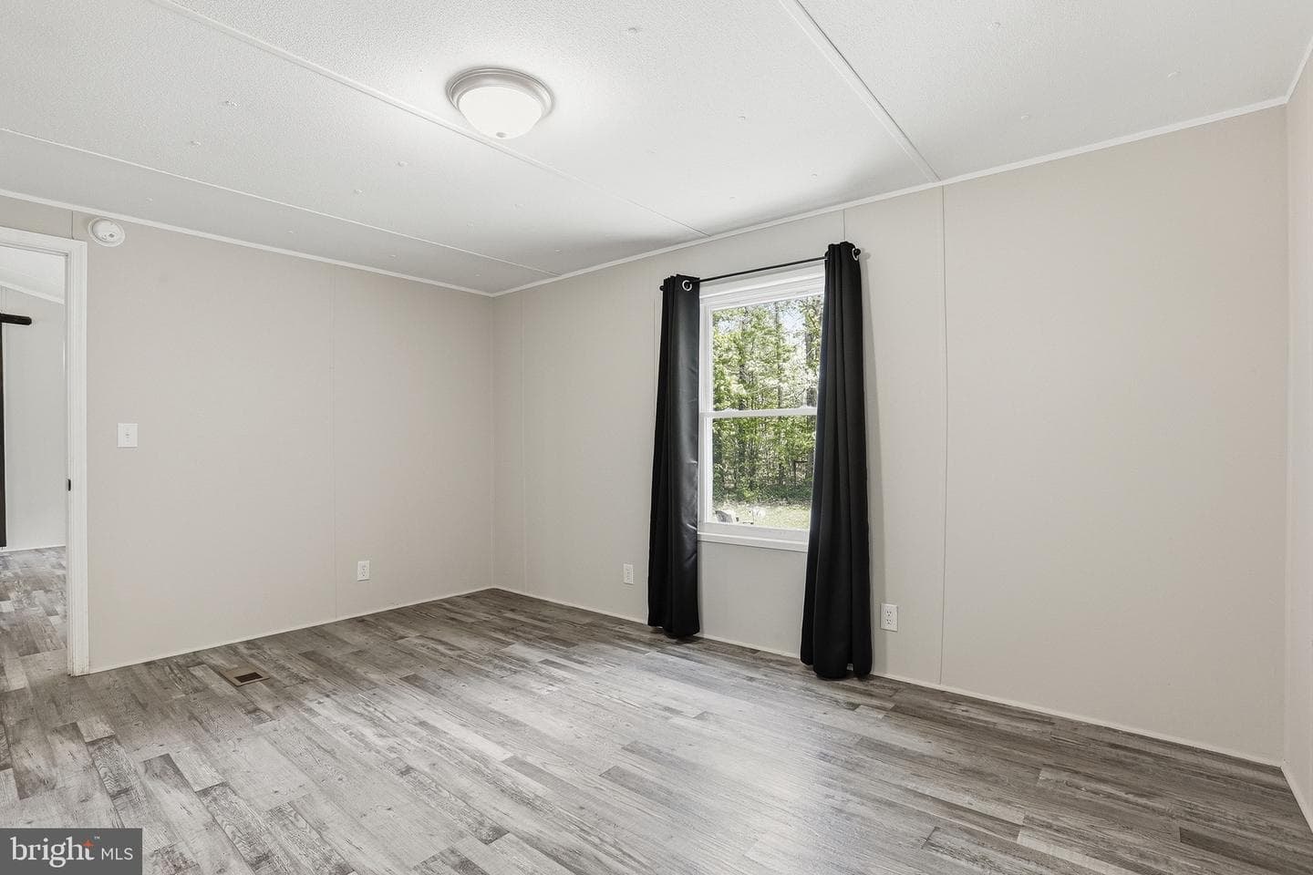 135 Heavenly Dove Drive photo 18