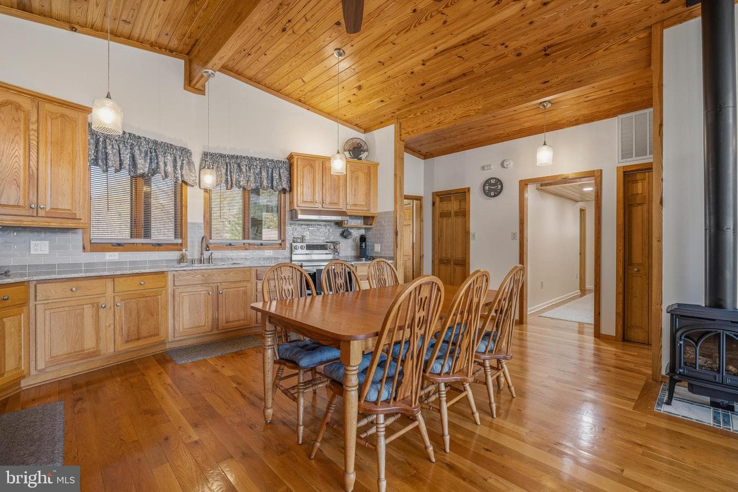 109 White Oak Drive photo 27