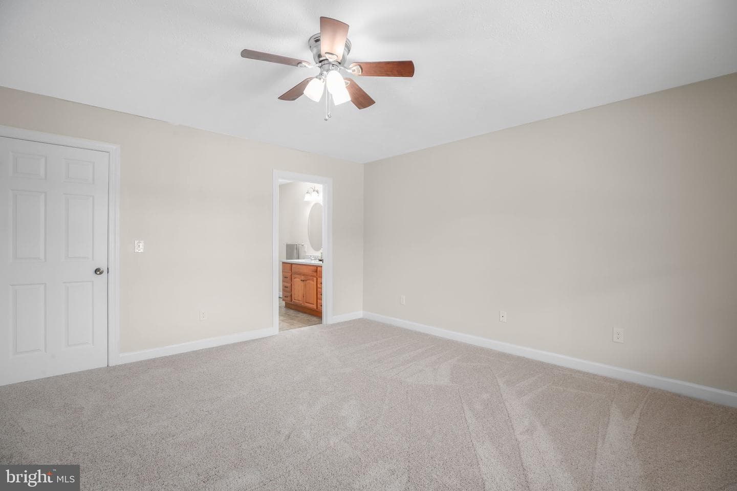 33 Austin Way photo 46