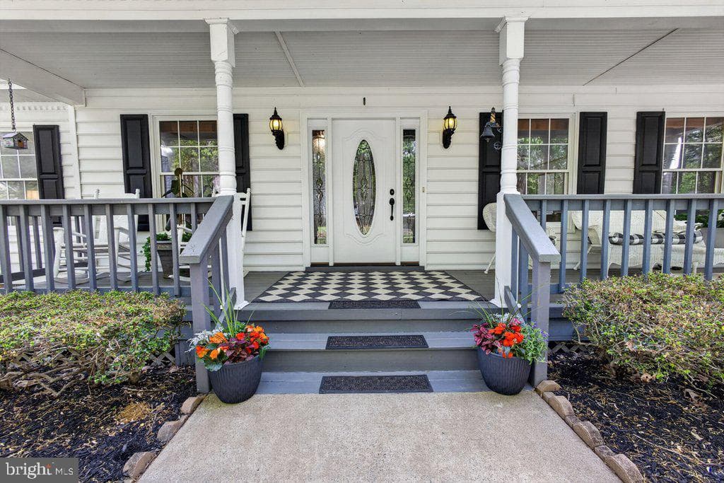 173 Covenant Way photo 3