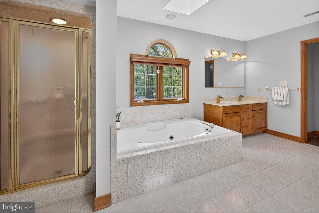 173 Covenant Way photo 33