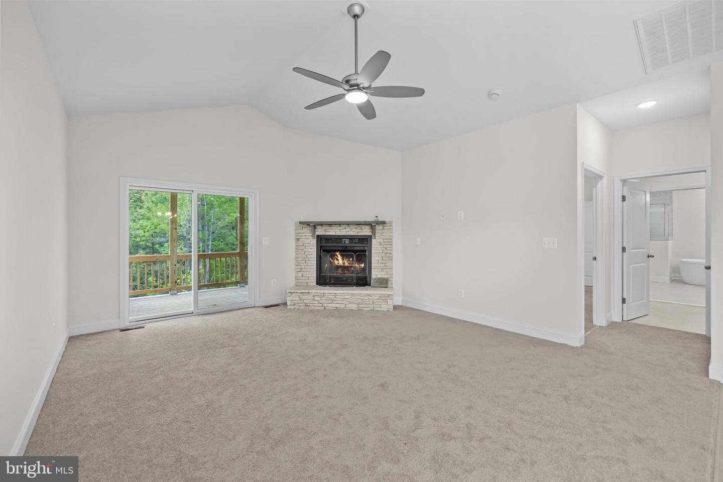 199 Gibson St photo 19