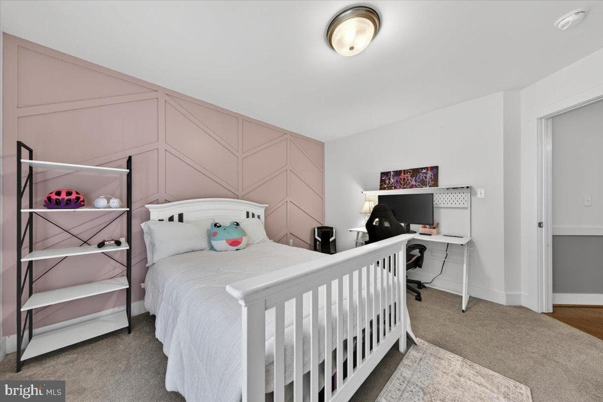 844 Manchester Road photo 37
