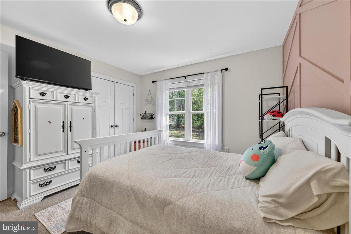 844 Manchester Road photo 39