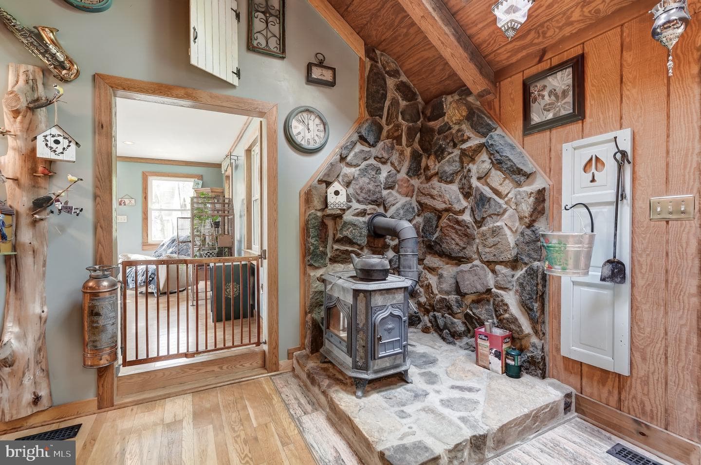 516 Apple Grove Road photo 11