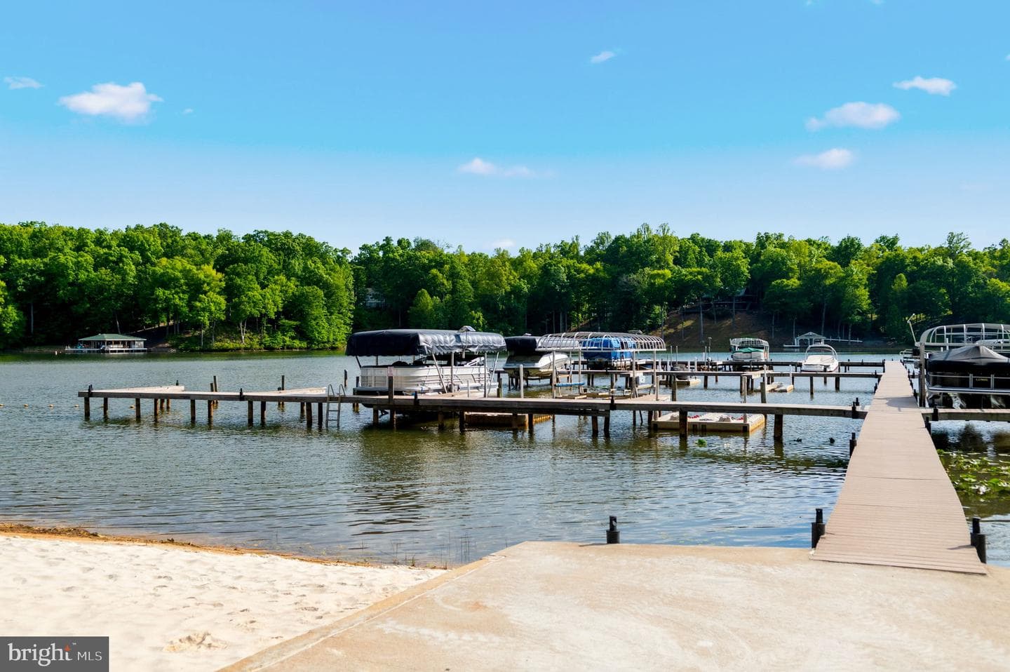 248 Oakwood Drive photo 40