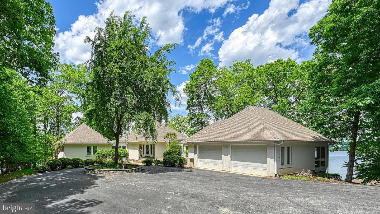 40 Grandview Drive, Mineral