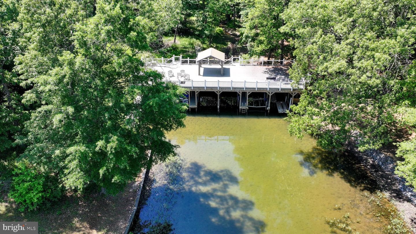 121 Brounaugh Lane photo 101