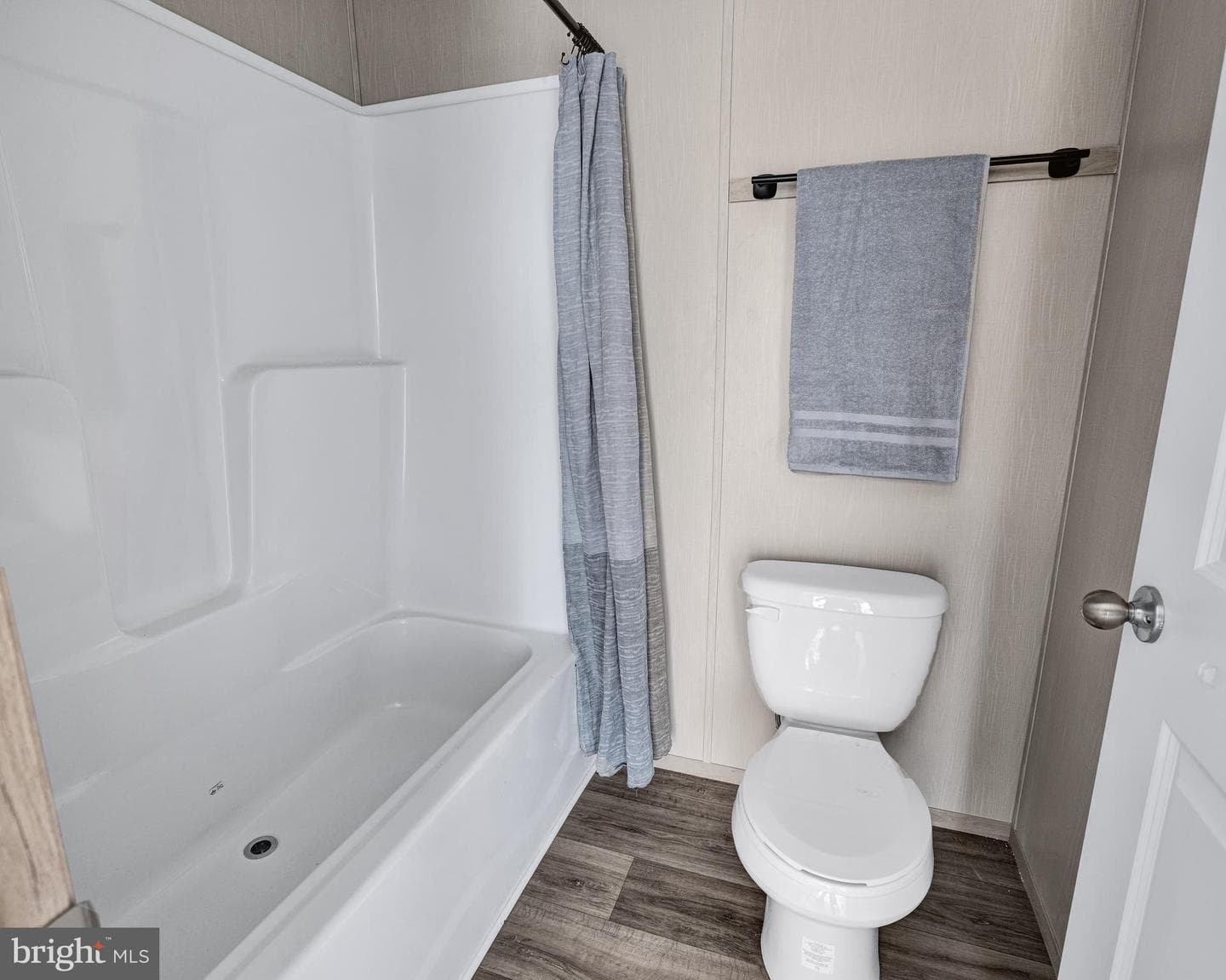 265 Moorefield photo 12