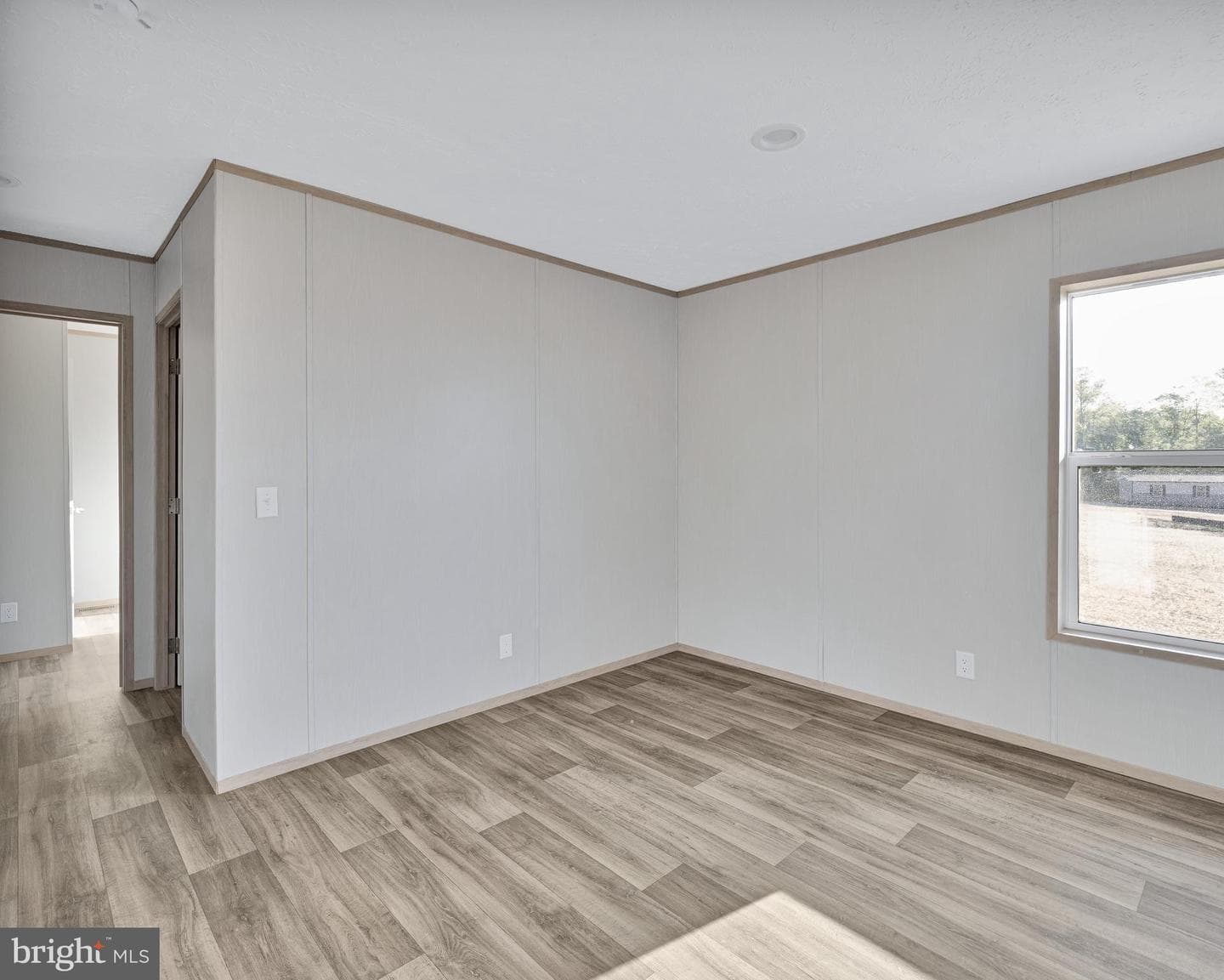 265 Moorefield photo 8