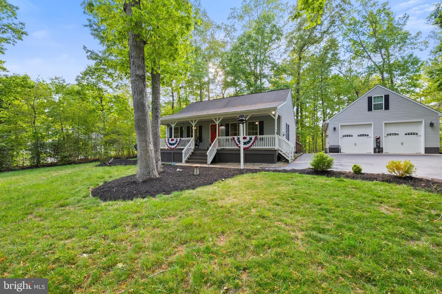 239 Oakwood Dr