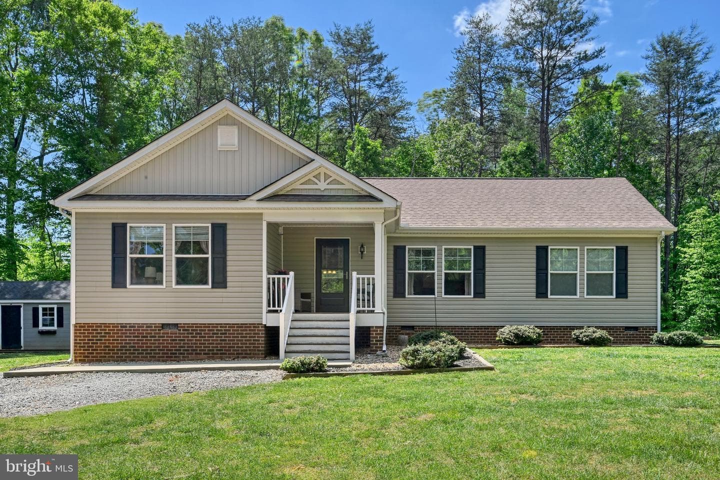 1176 Signboard Road, Bumpass