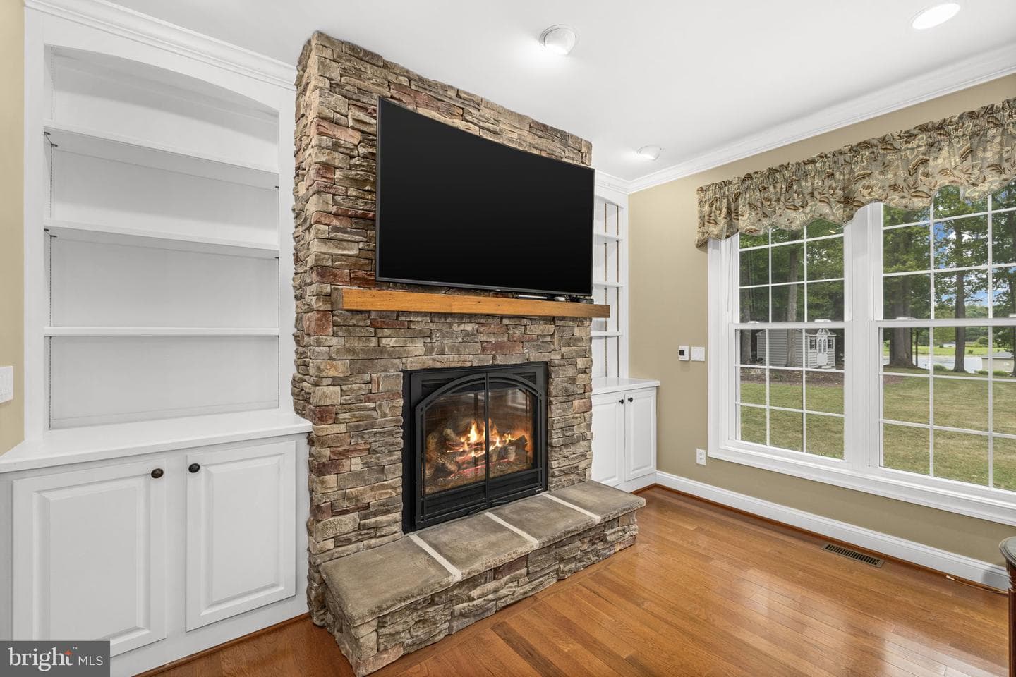 126 Village Drive photo 28