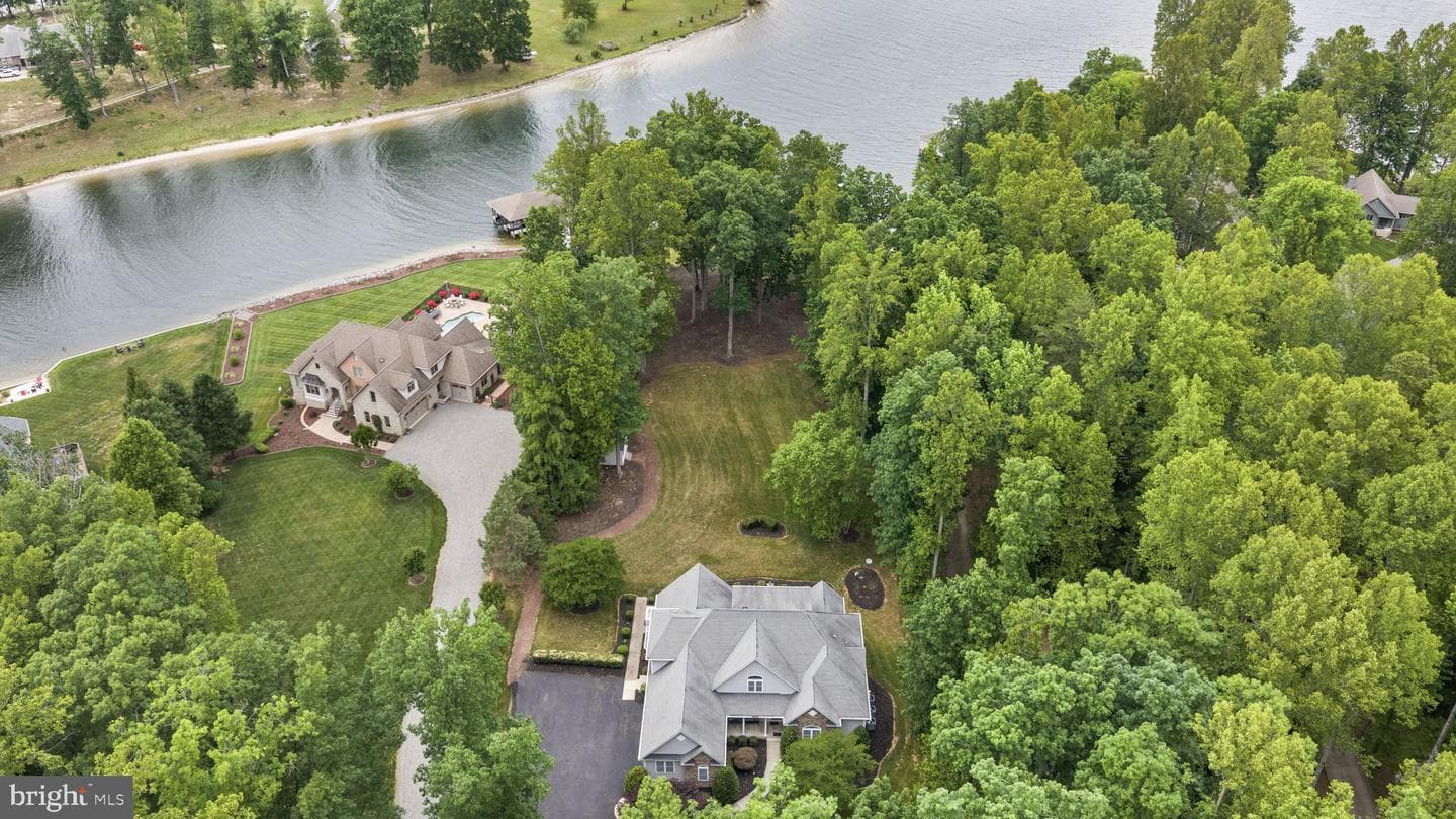 126 Village Drive photo 84