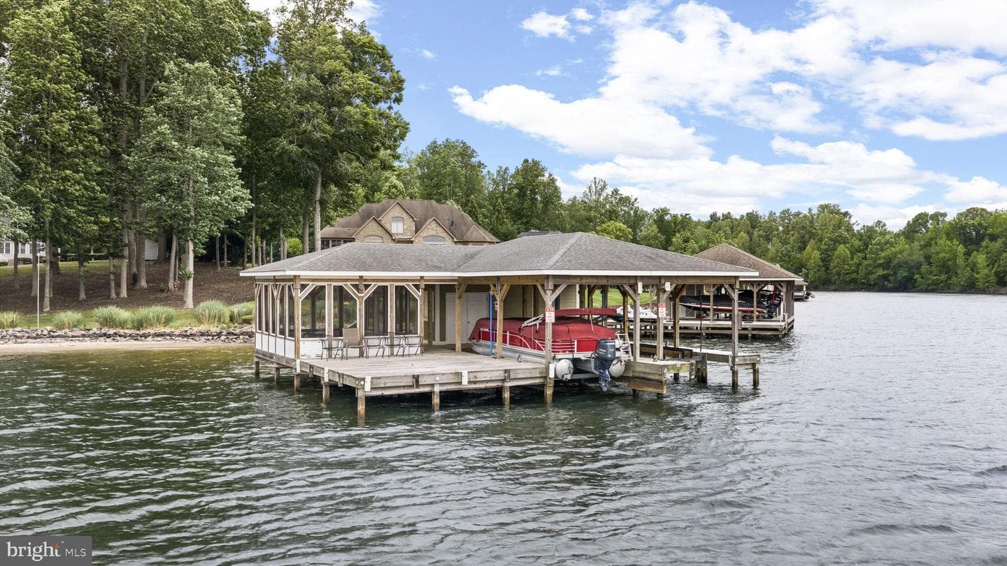 126 Village Drive photo 87