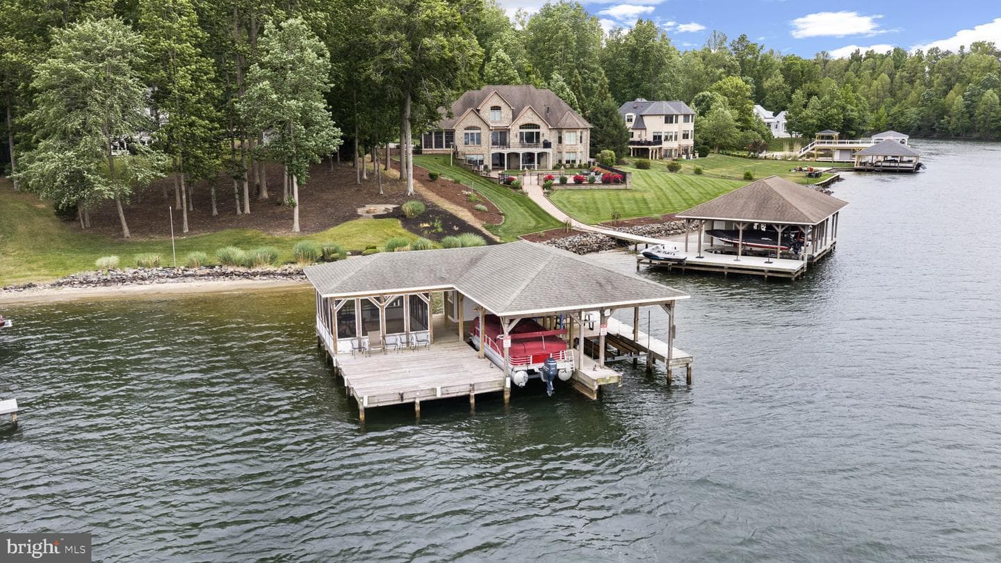 126 Village Drive photo 89