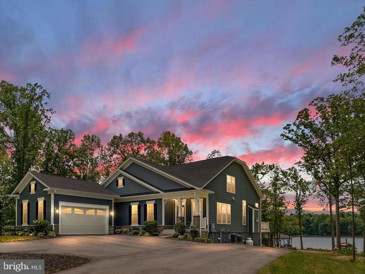 120 Fairview Dr, Mineral