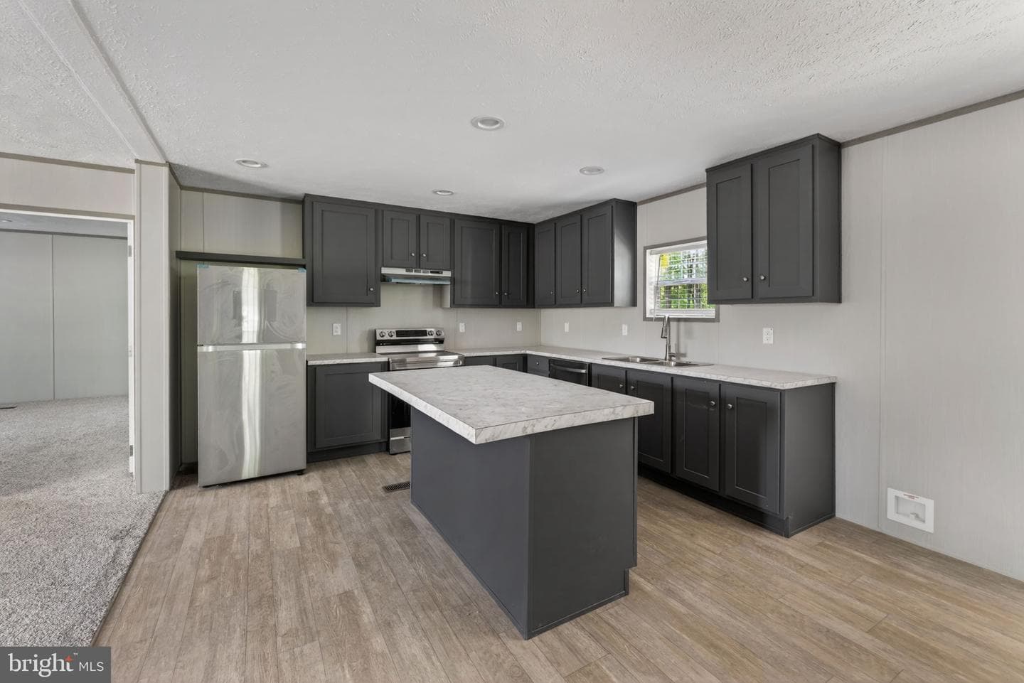 299 Raccoon Ln photo 7