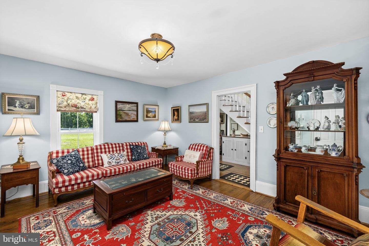 185 Mountain View photo 37