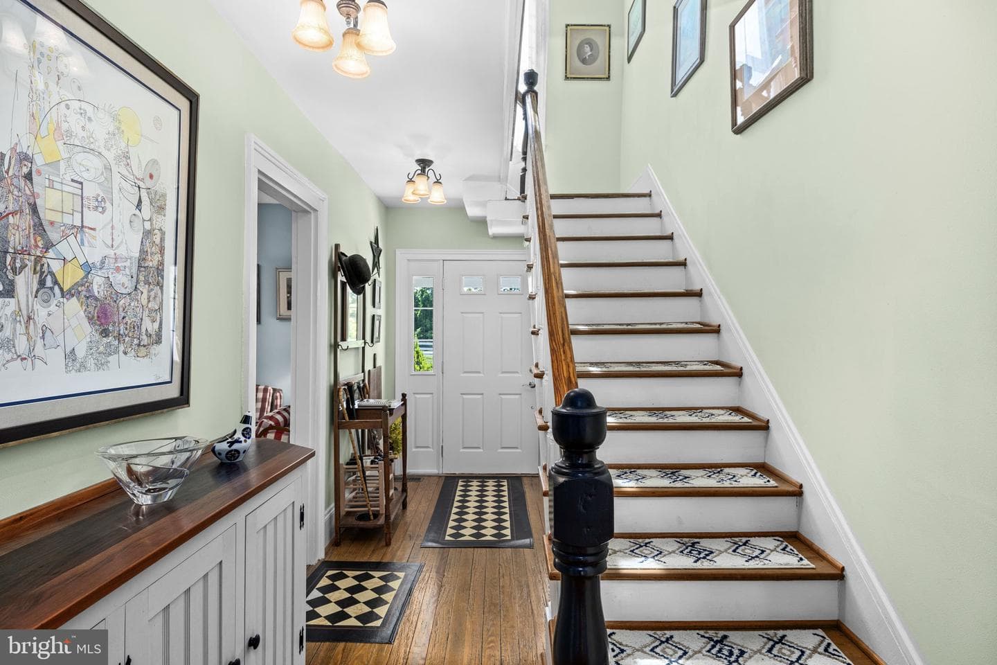 185 Mountain View photo 43