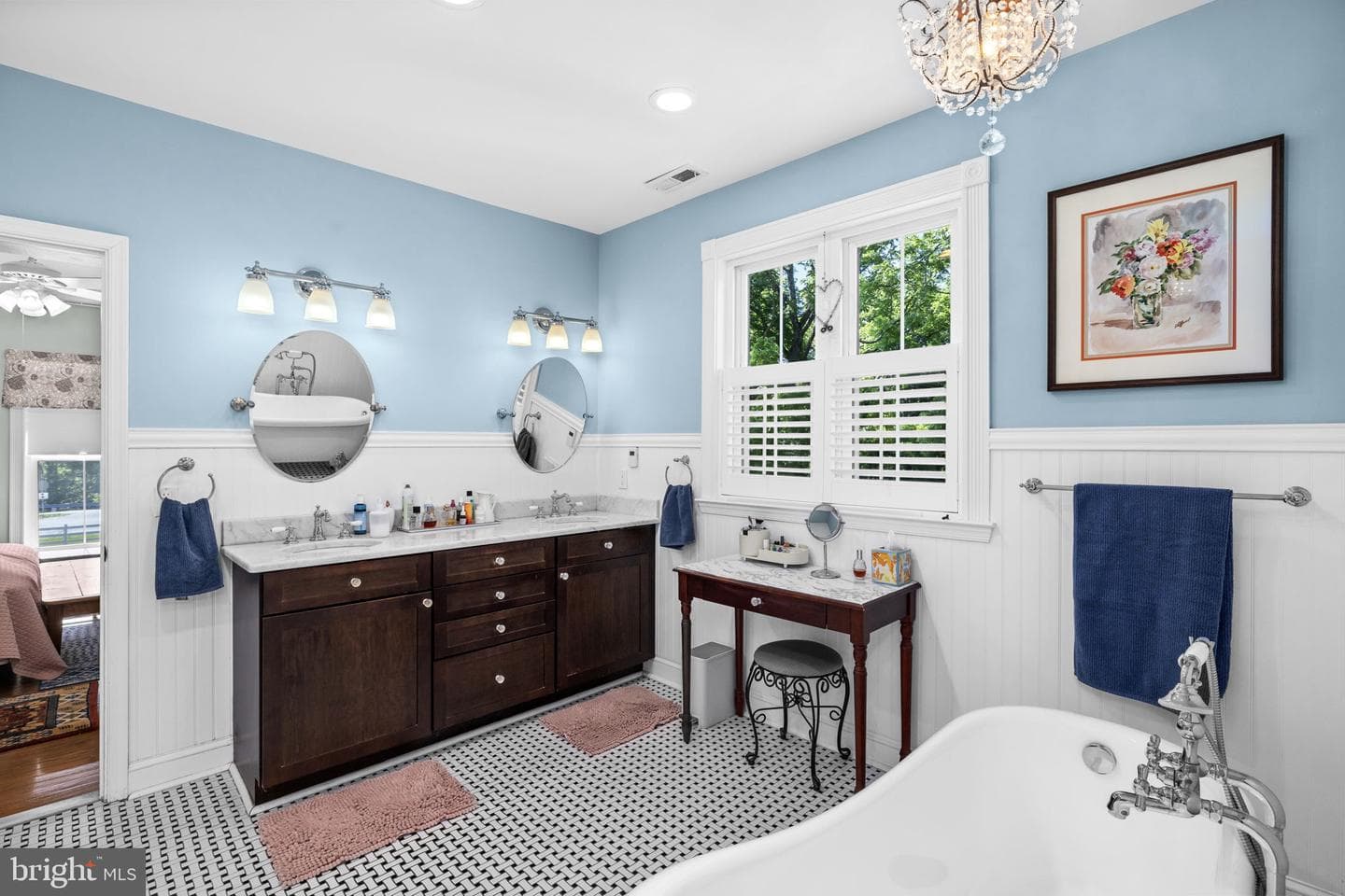 185 Mountain View photo 47