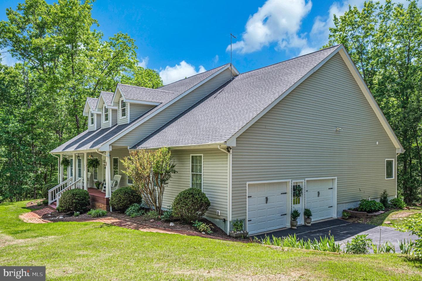 1803 Shenandoah Crossing Drive photo 3