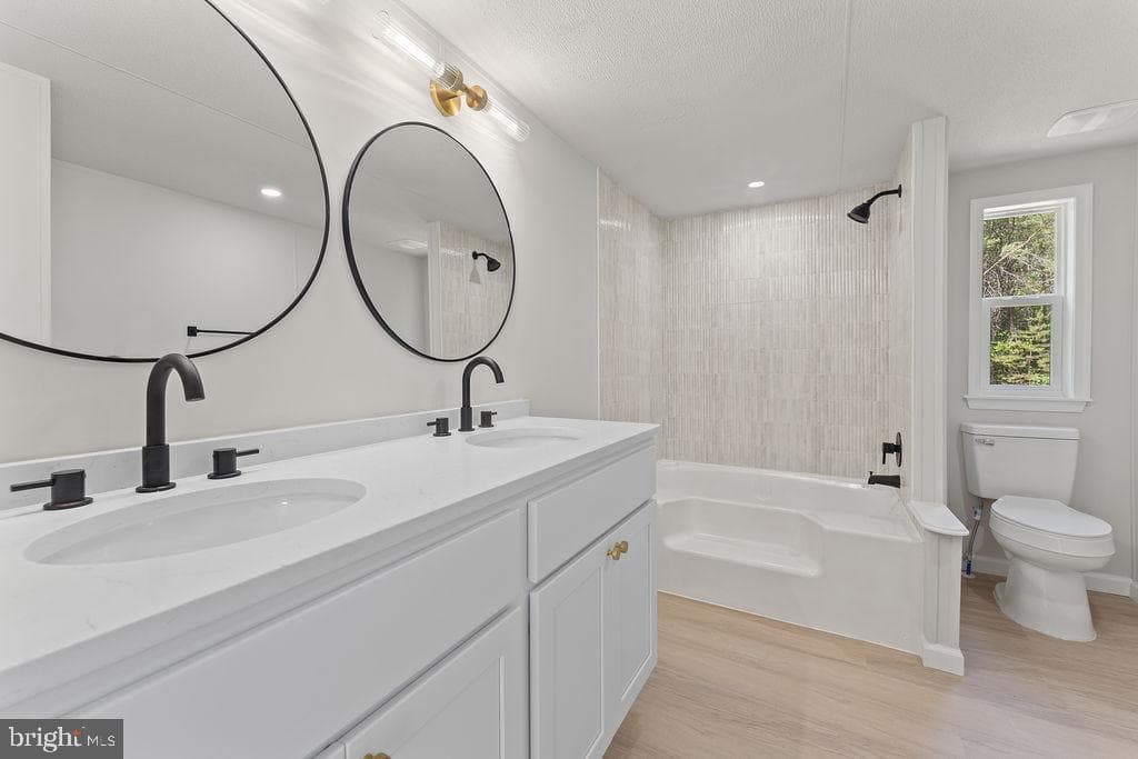 152 Oakland Place photo 12