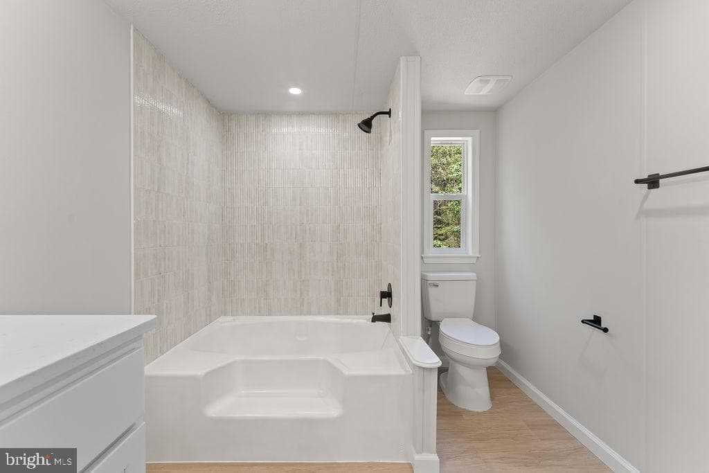 152 Oakland Place photo 13