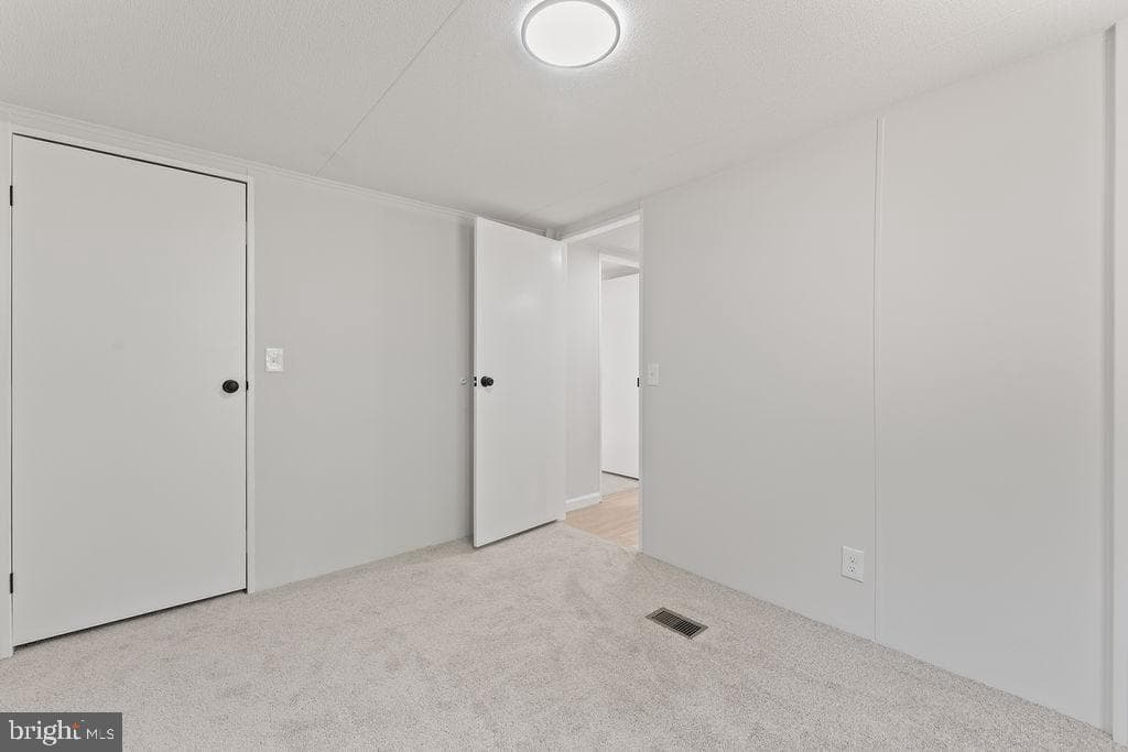 152 Oakland Place photo 21