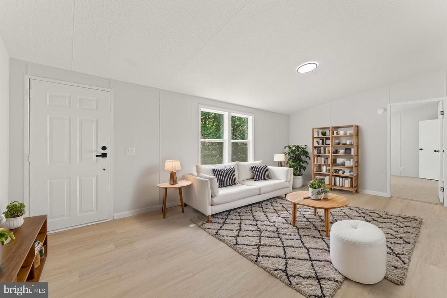152 Oakland Place photo 4
