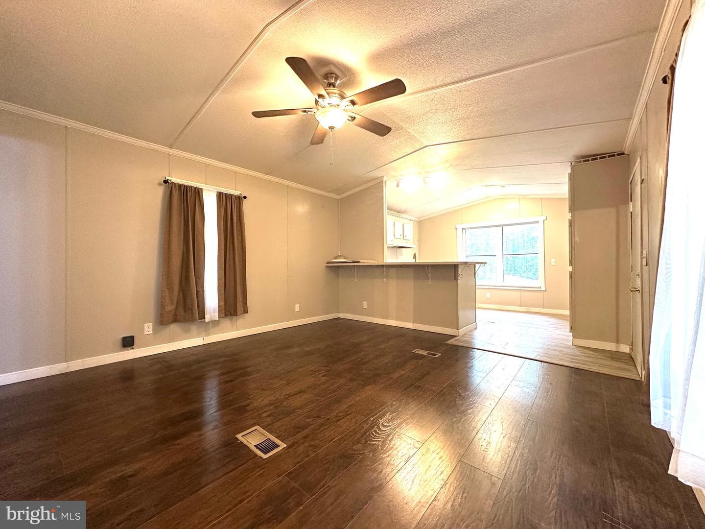 606 Dogwood Acres Road photo 3