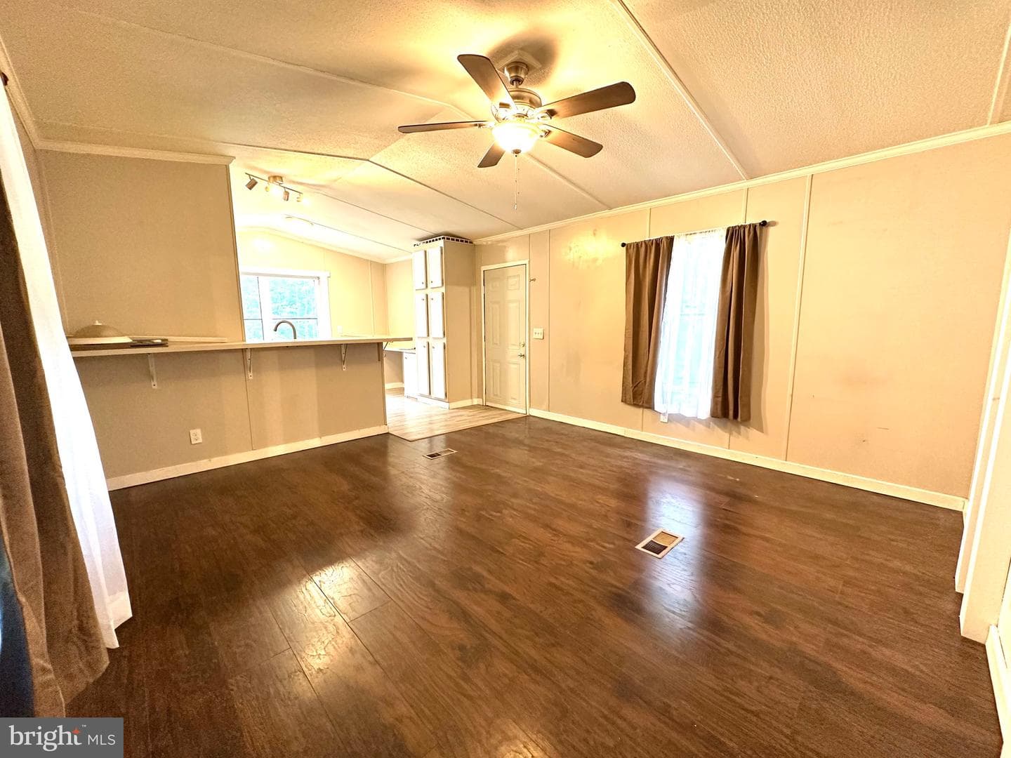 606 Dogwood Acres Road photo 4