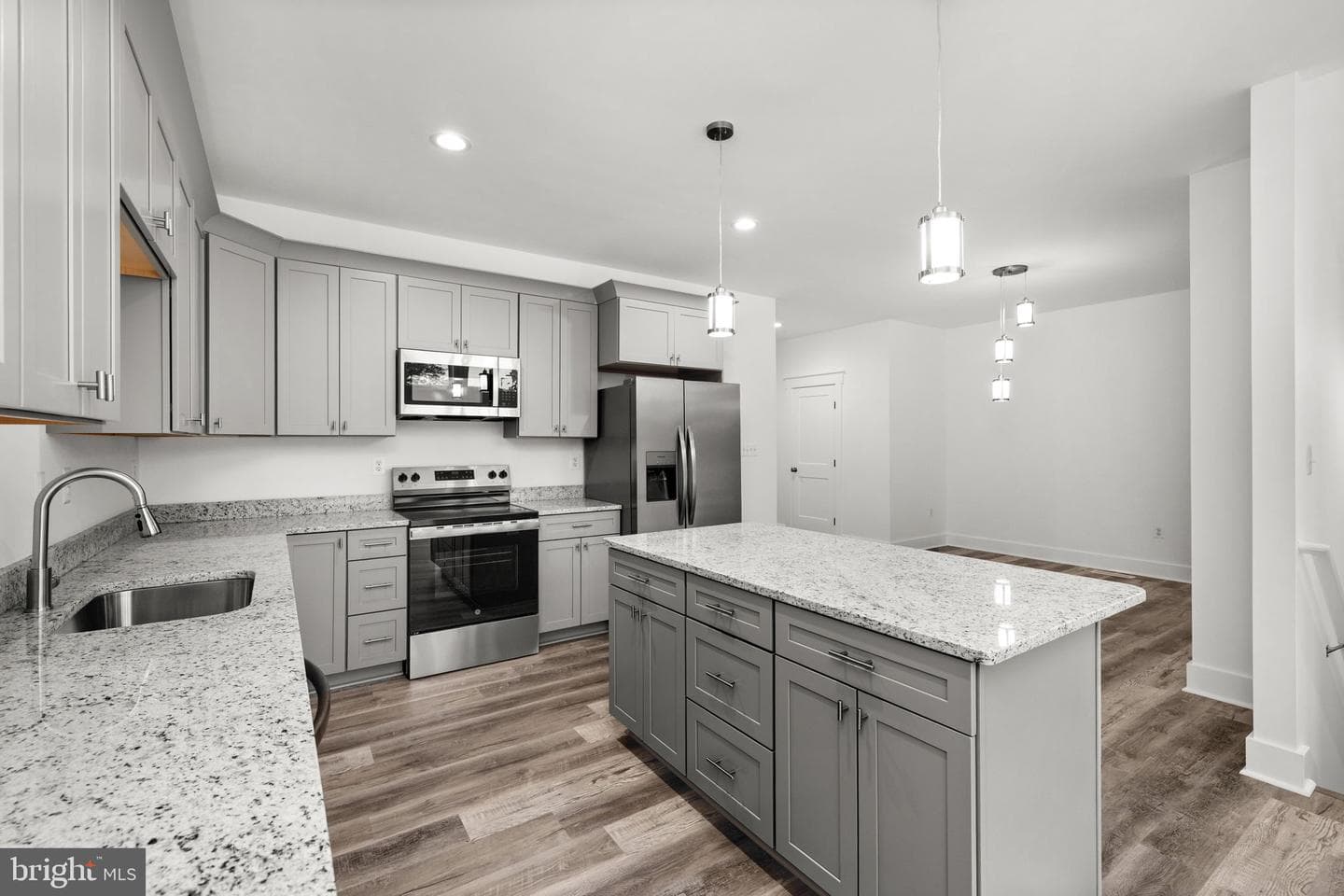 154 Waterview Drive photo 17