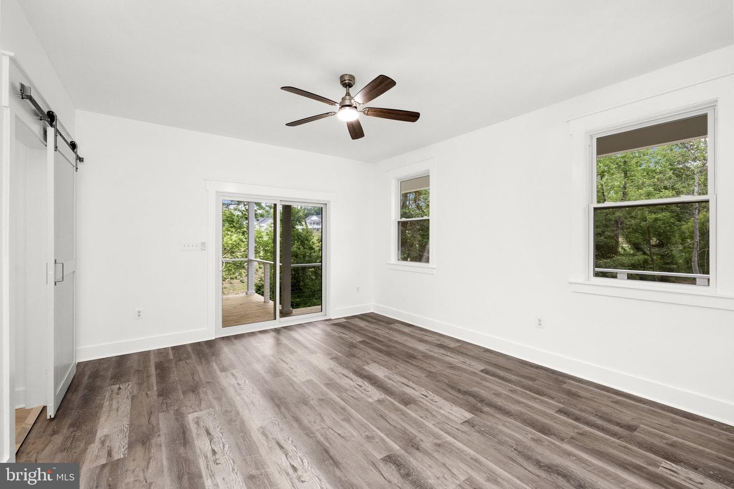 154 Waterview Drive photo 19