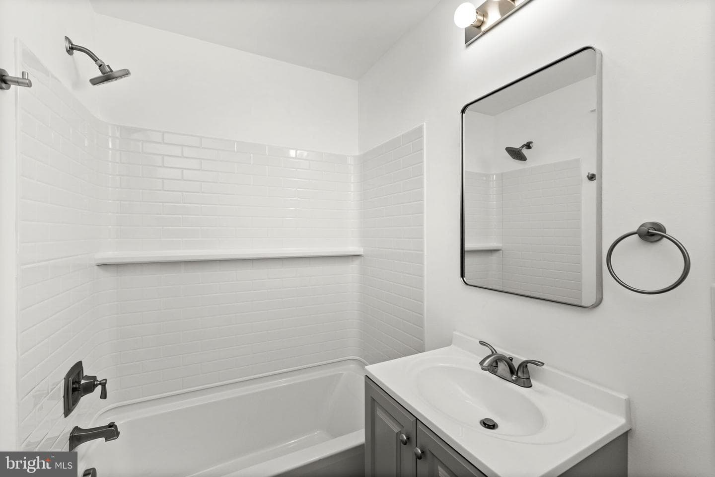 154 Waterview Drive photo 28