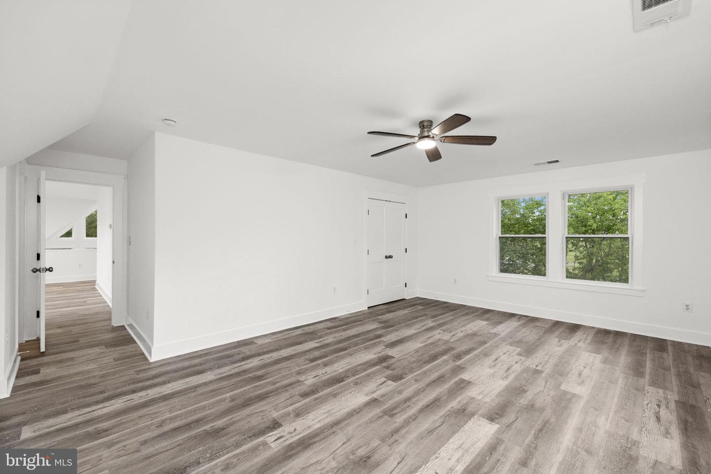 154 Waterview Drive photo 37