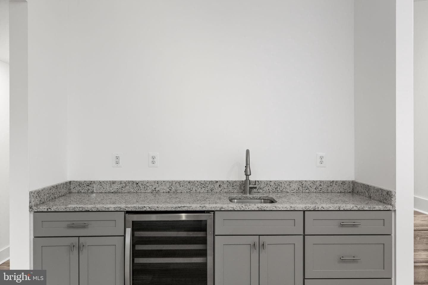 154 Waterview Drive photo 39