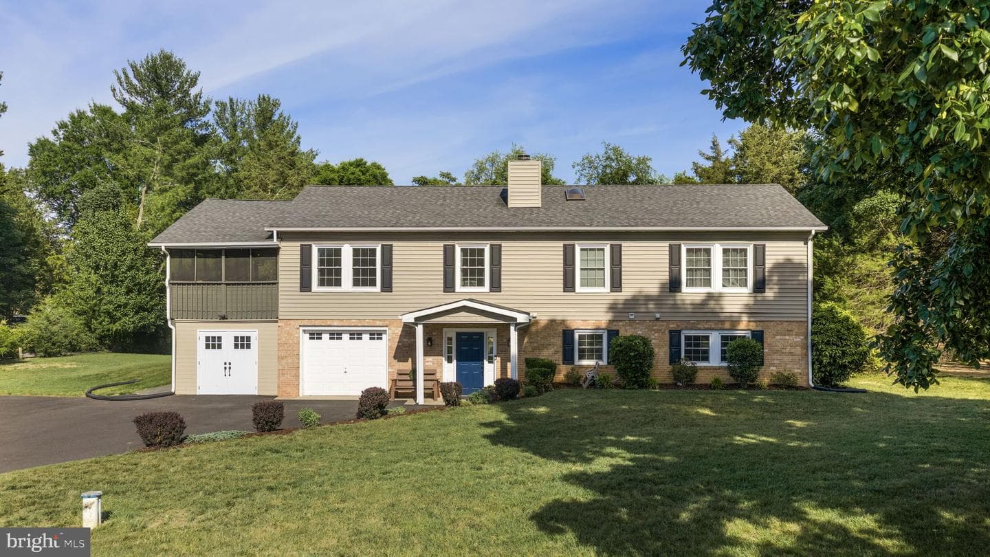 156 Scarlet O'hara Court photo 17