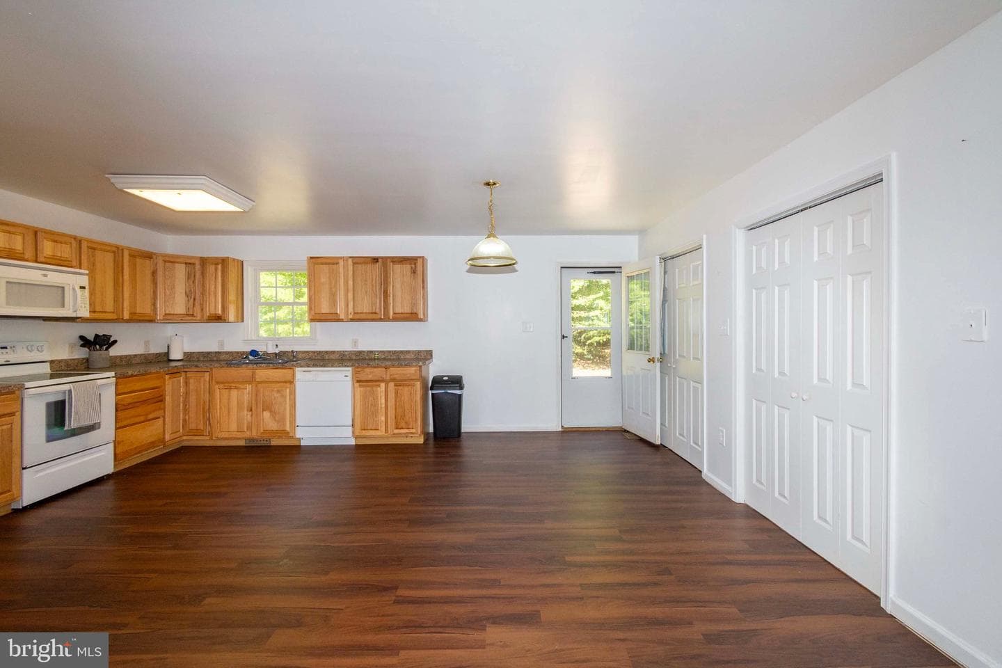 367 Tall Pines Drive photo 10