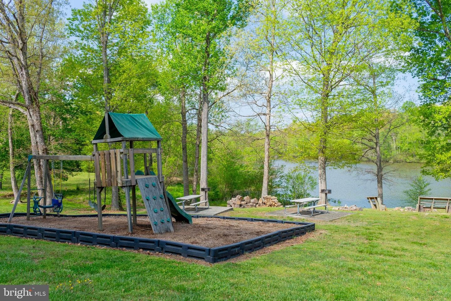 45 Cimarron Court photo 84