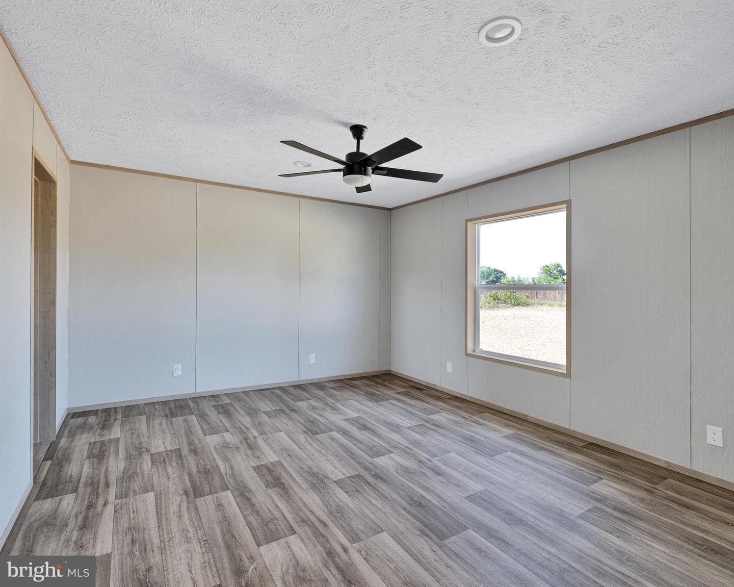 241 Moorefield Road photo 11