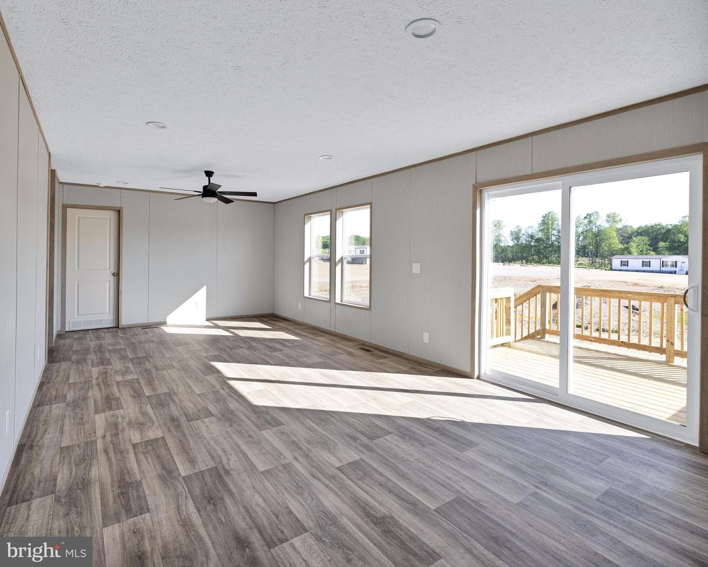 241 Moorefield Road photo 20