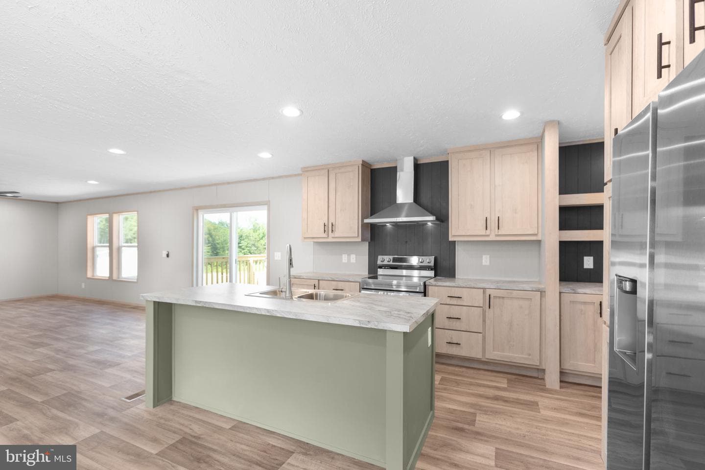 241 Moorefield Road photo 7