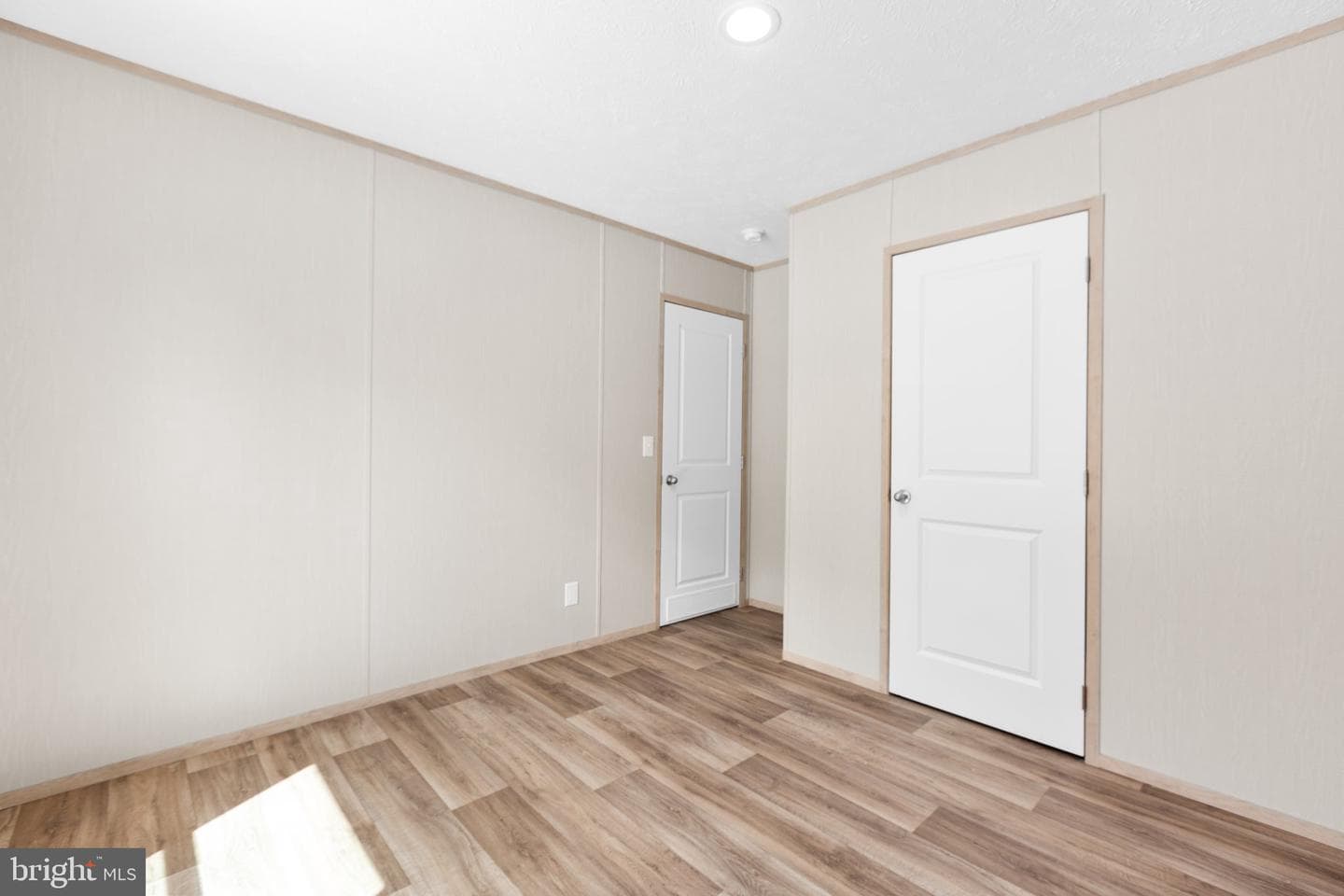 355 Moorefield Road photo 23
